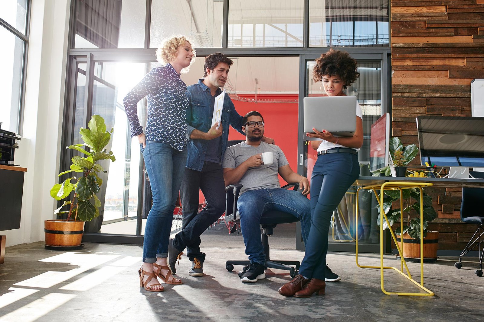 multiracial group of designers meeting in modern o pdkdt2p