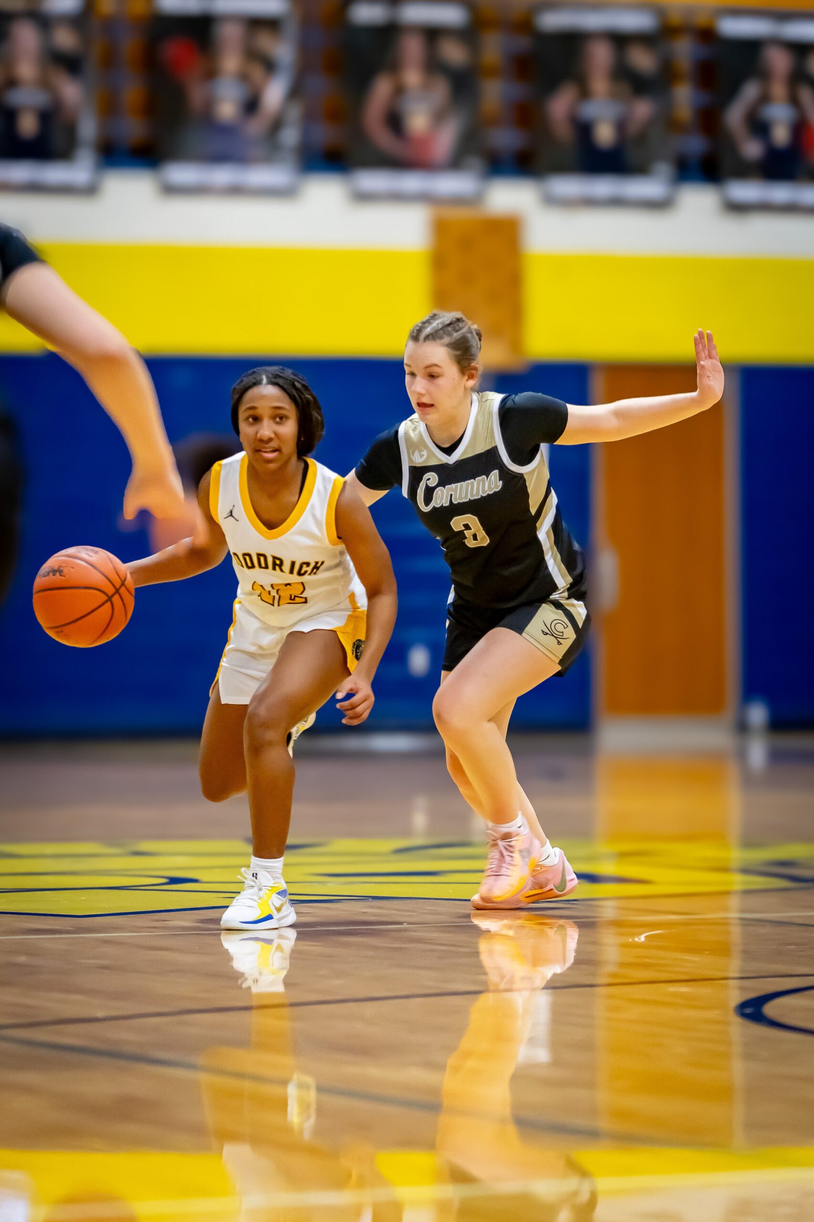 Home 12 k hairston 32